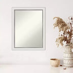 Miroir mural rectangulaire moderne 21" x 27" sans biseau, cadre étroit blanc argenté