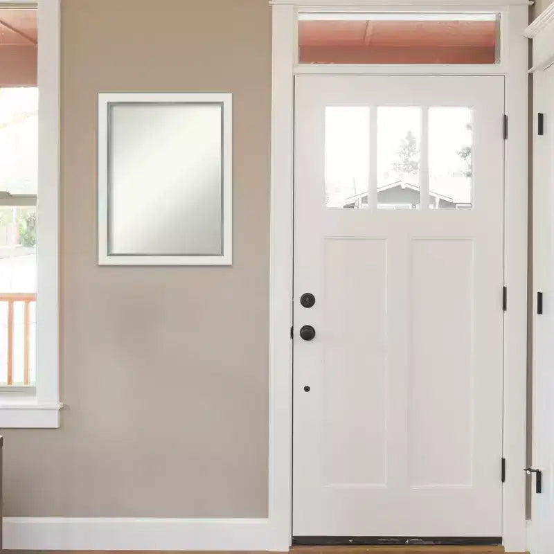Miroir mural rectangulaire moderne 21" x 27" sans biseau, cadre étroit blanc argenté