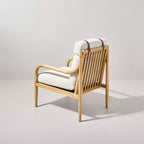 Fauteuil d'appoint en bois tapissé de bouclette – Structure en hévéa, coussins amovibles