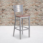 Lot de 2 tabourets de bar en métal avec dossier à lattes, couleur argent