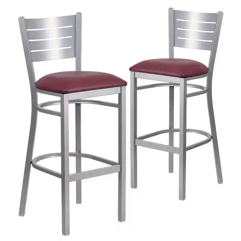Lot de 2 tabourets de bar en métal avec dossier à lattes, couleur argent