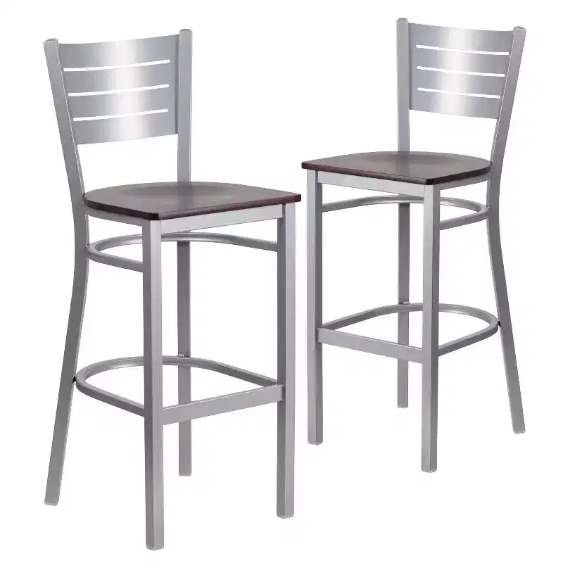 Lot de 2 tabourets de bar en métal avec dossier à lattes, couleur argent