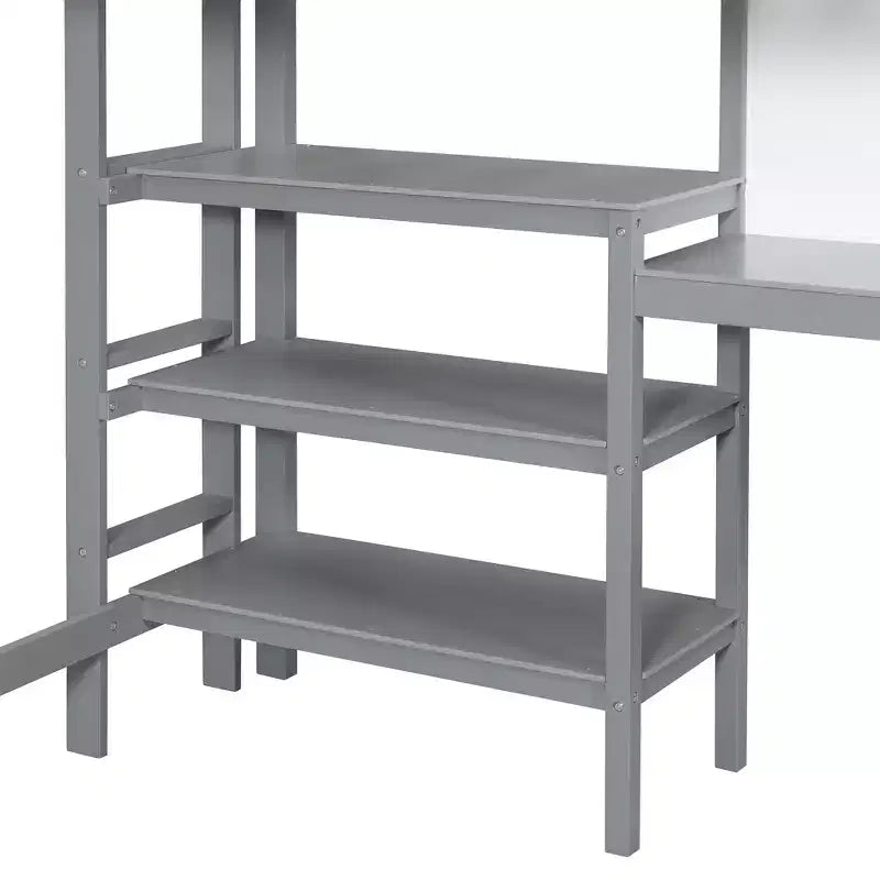 Lit mezzanine en bois avec étagères, bureau et tableau d'écriture