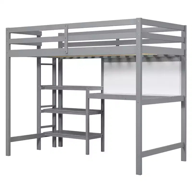 Lit mezzanine en bois avec étagères, bureau et tableau d'écriture