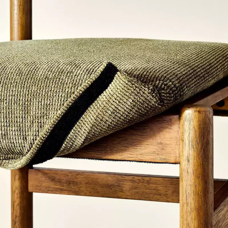 Chaise de salle à manger sans accoudoirs avec pieds tournés – Structure en bois d'hévéa, rembourrage en mousse