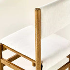 Chaise de salle à manger sans accoudoirs avec pieds tournés – Structure en bois d'hévéa, rembourrage en mousse